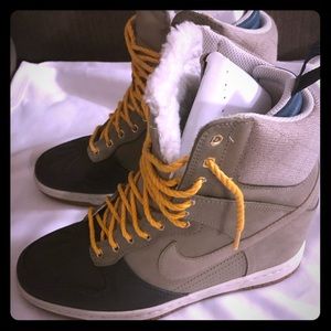 Women’s Hi Sneaker boots